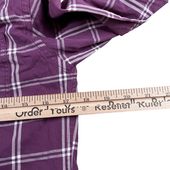 Boy's Wrangler George Strait Cowboy Cut‎ Collection Plaid Button Down Shirt - Picture 4 of 5